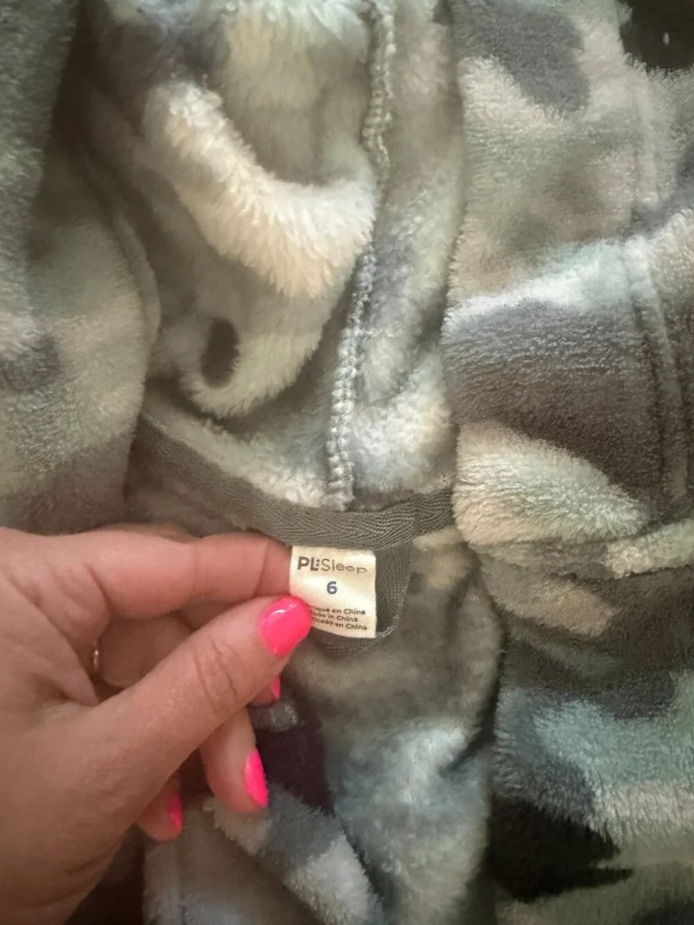 Boys PL Sleep blue camoflauge robe sleepwear long sleeve size 6
